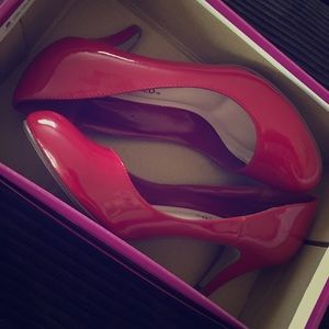 Lipstick Red Heels